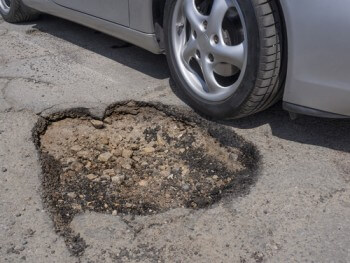 potholes and car accidents