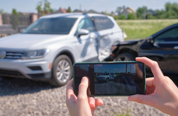 femminineo blogs documenting a car crash