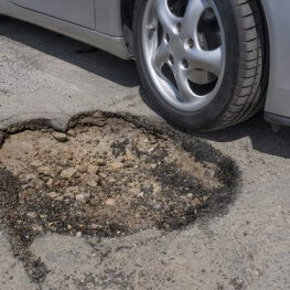 potholes and car accidents